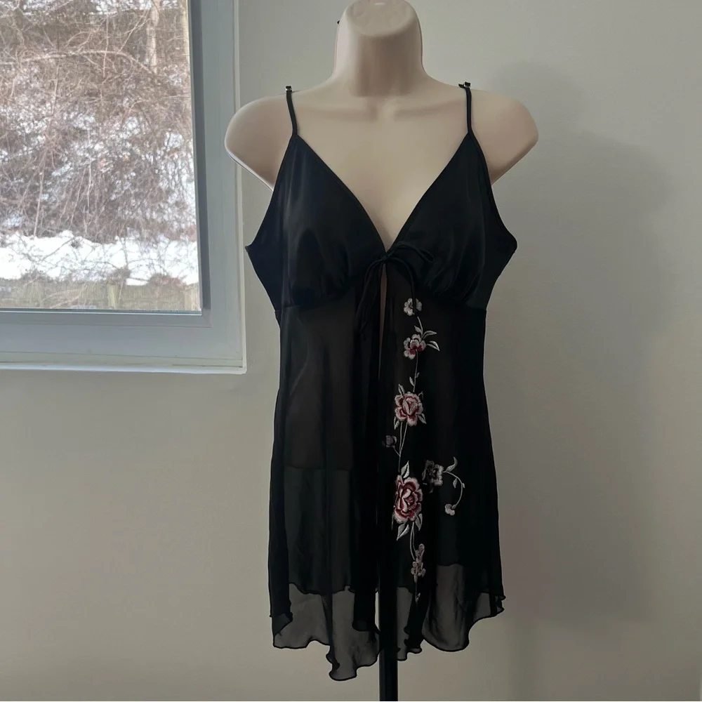 California‎ Dynasty Satin Top Sheer Embroidered Mesh Size M